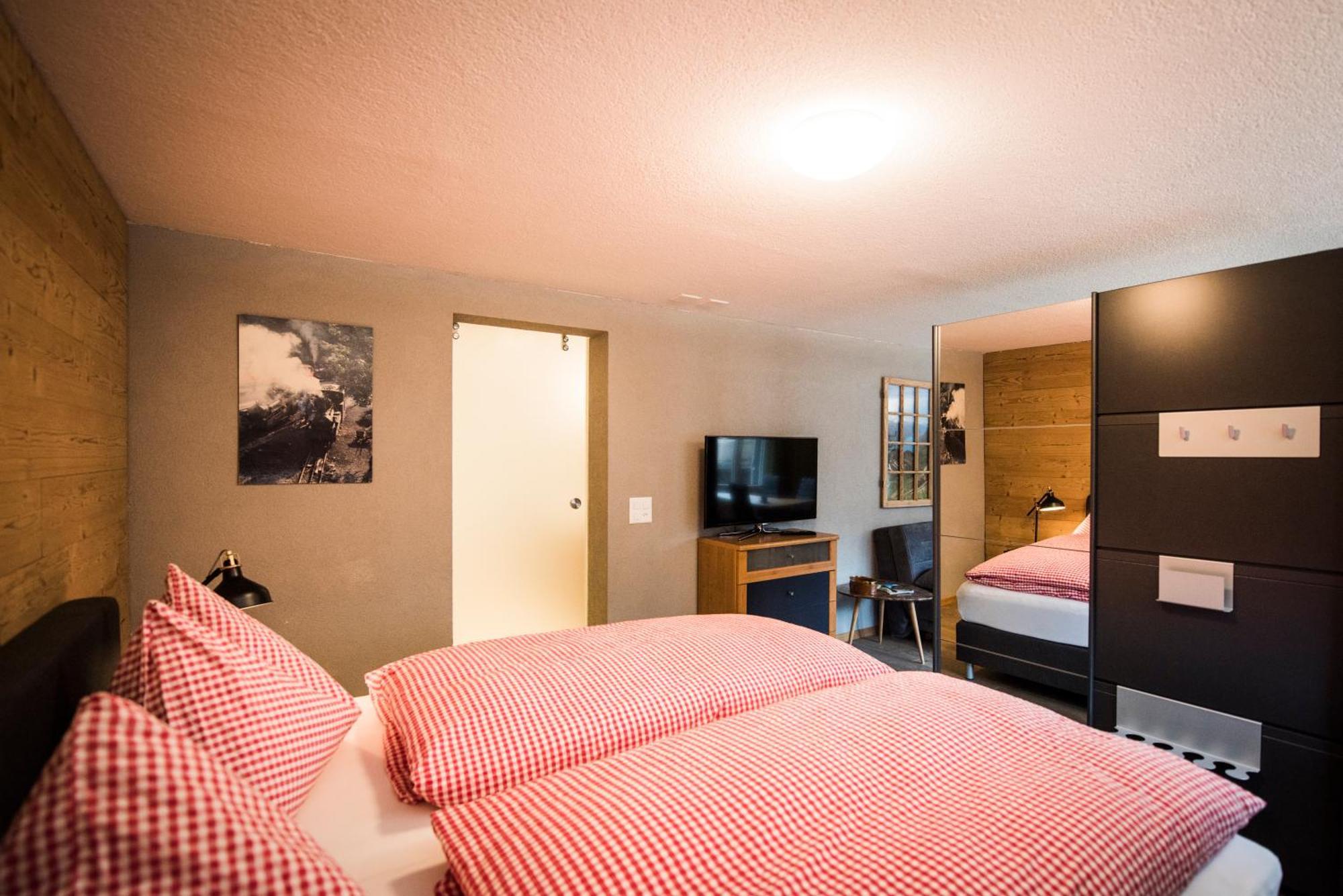 Hotel Weisses Kreuz Brienz  Exterior foto