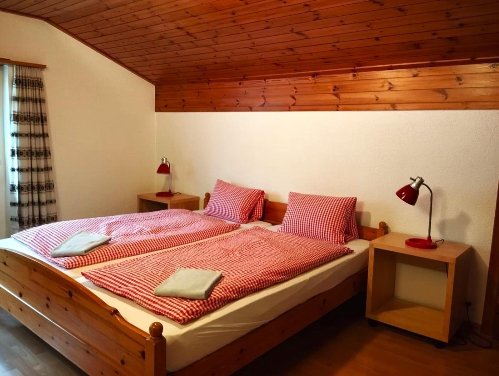 Hotel Weisses Kreuz Brienz  Zimmer foto