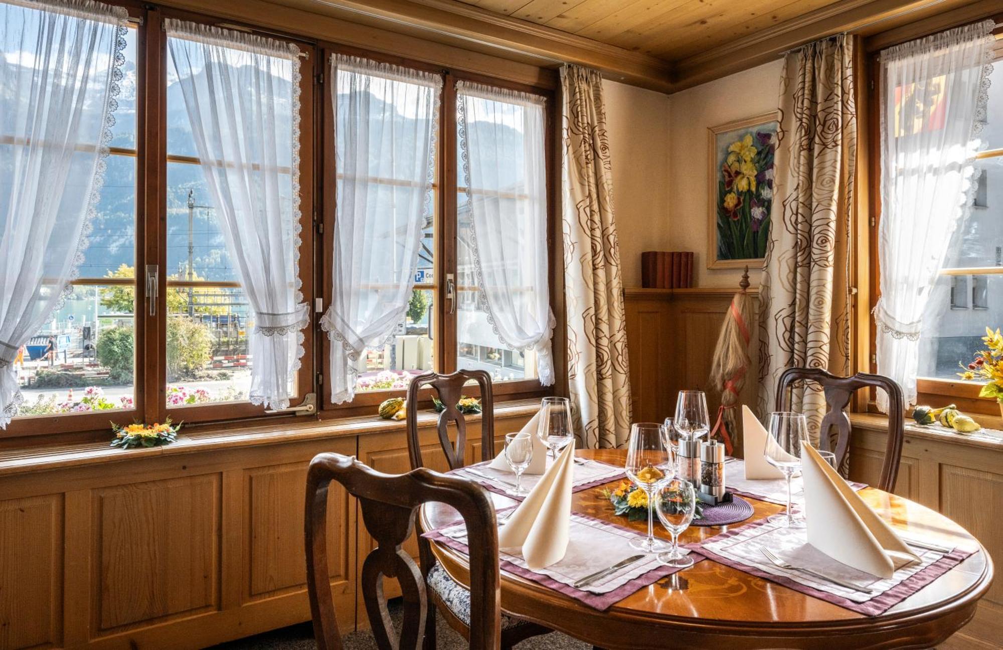 Hotel Weisses Kreuz Brienz  Exterior foto