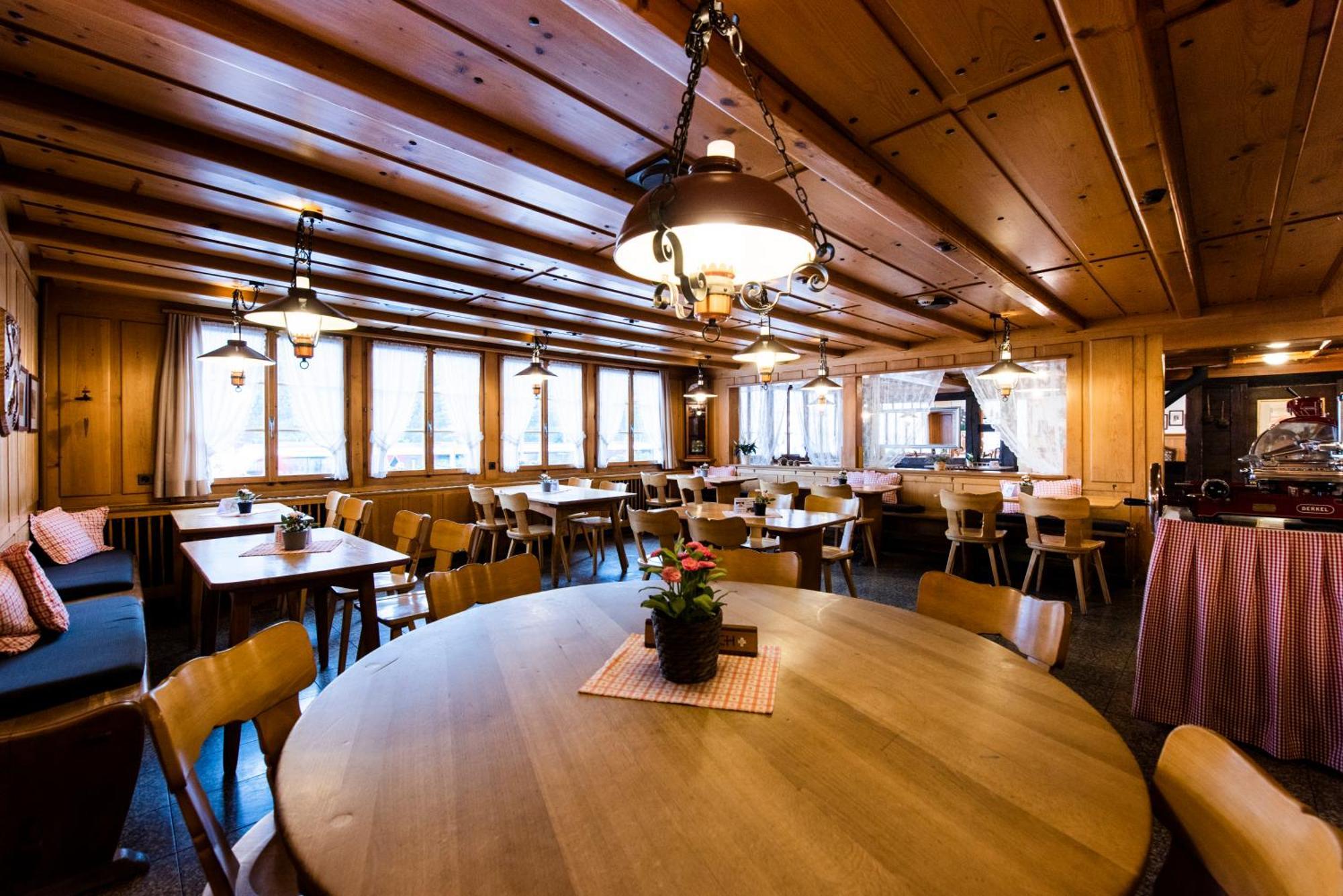 Hotel Weisses Kreuz Brienz  Exterior foto