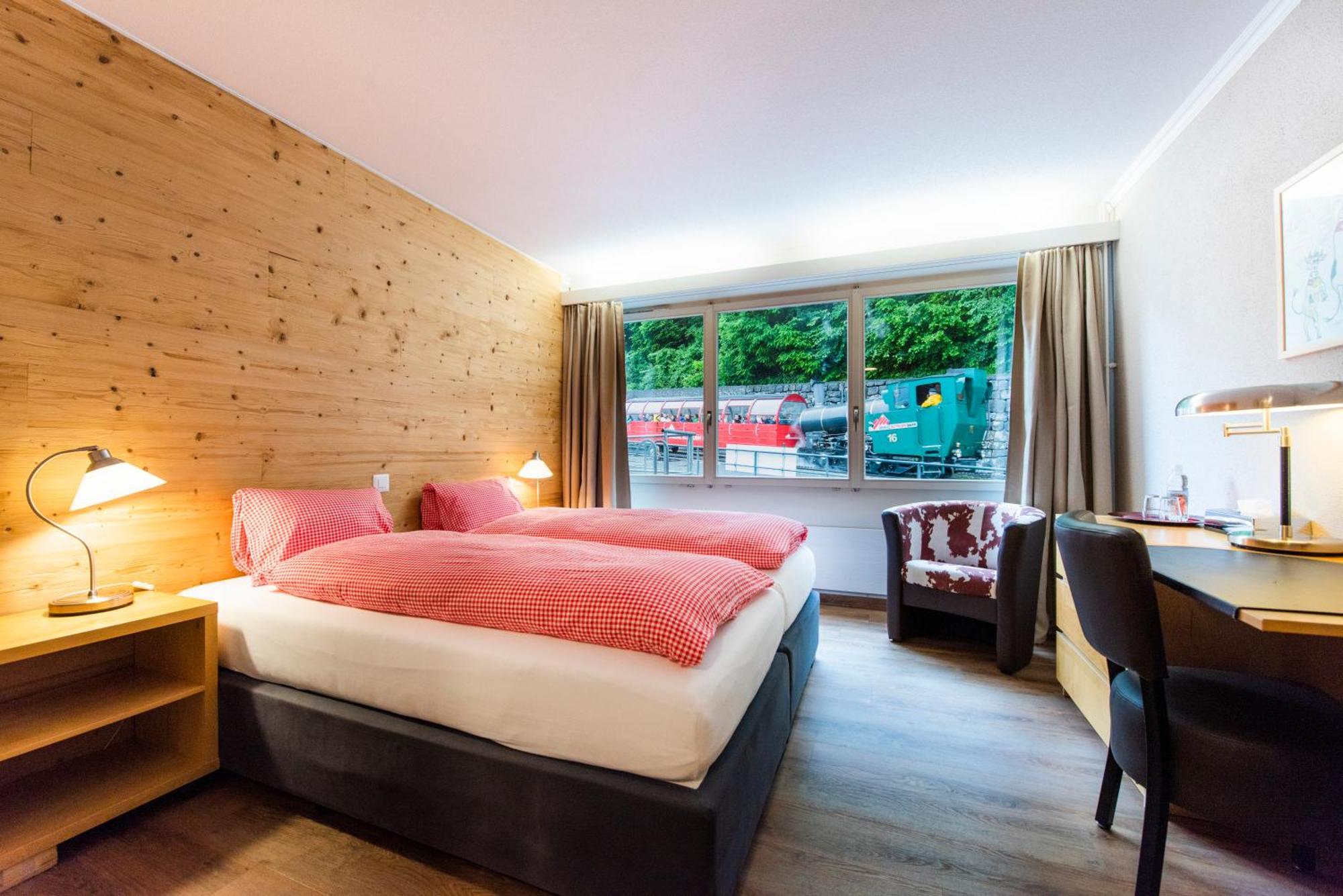Hotel Weisses Kreuz Brienz  Exterior foto